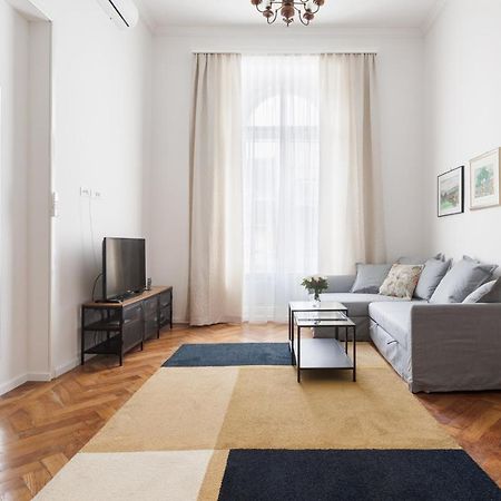 Cozy In The Heart Of Zagreb - H Apartment Luaran gambar